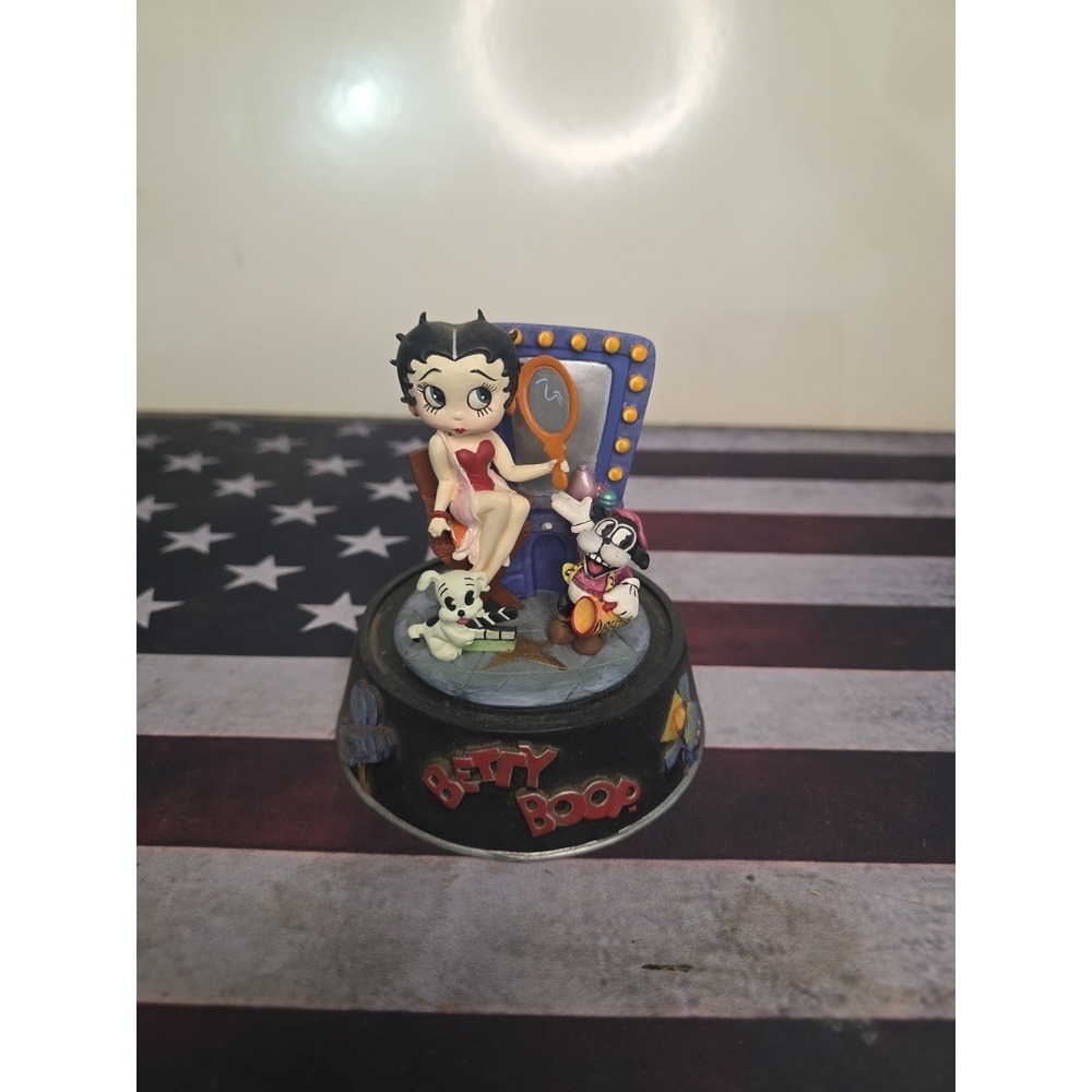 1996 Hollywood Betty Hand Painted Sculpture Figurine Missing Dome Betty Boop